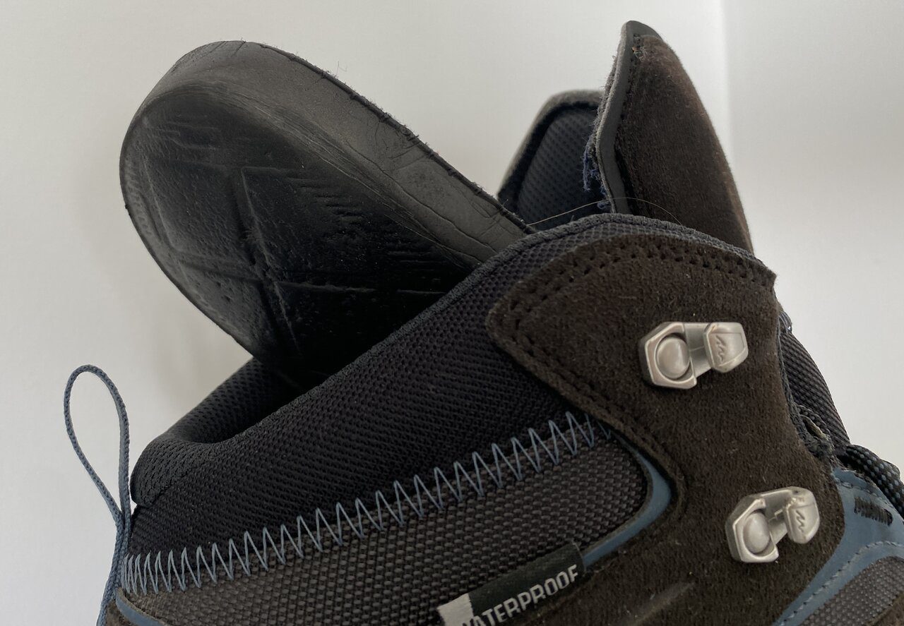 How To Tell If Hiking Boots Are Too Big (3 Easy Ways + Tips) use insoles for hiking boots