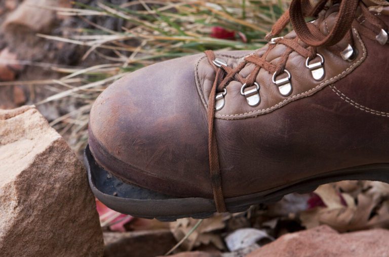 sign to replace hiking boots