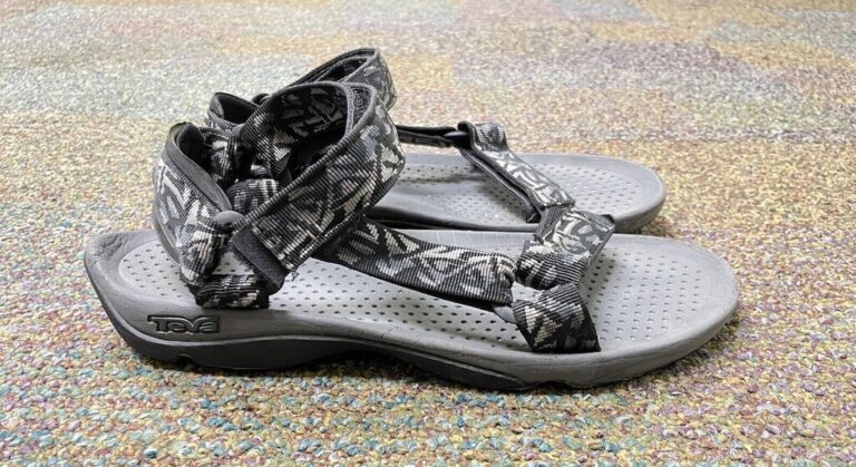 Teva Hurricane XLT2, the model considered the best Teva sandals for hiking