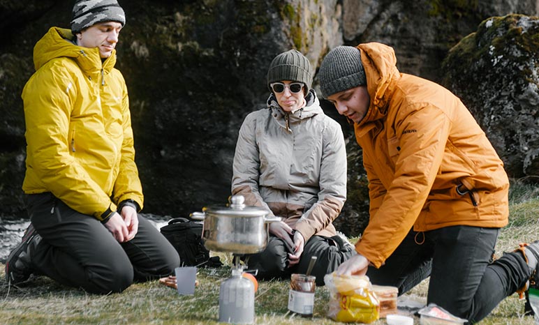 preparing lunch on hiking