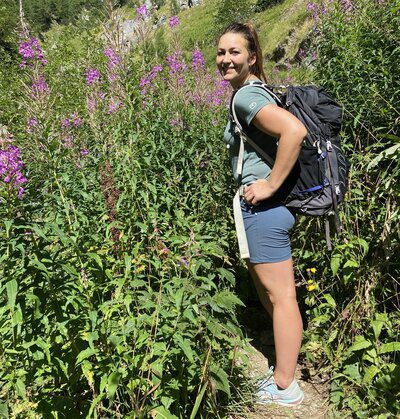 What to Wear for Hiking in the Summer (Hot-Weather Clothing) summer hiking clothing