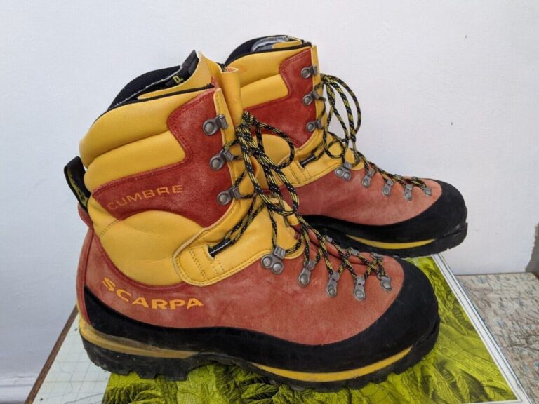 Mountaineering Boots vs Hiking Boots (What’s the Difference) a brand new pair of Scarpa Cumbre mountaineering boots sitting on their box