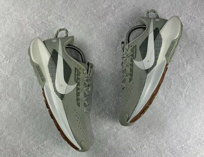 Pegasus Trail 5 trail runners