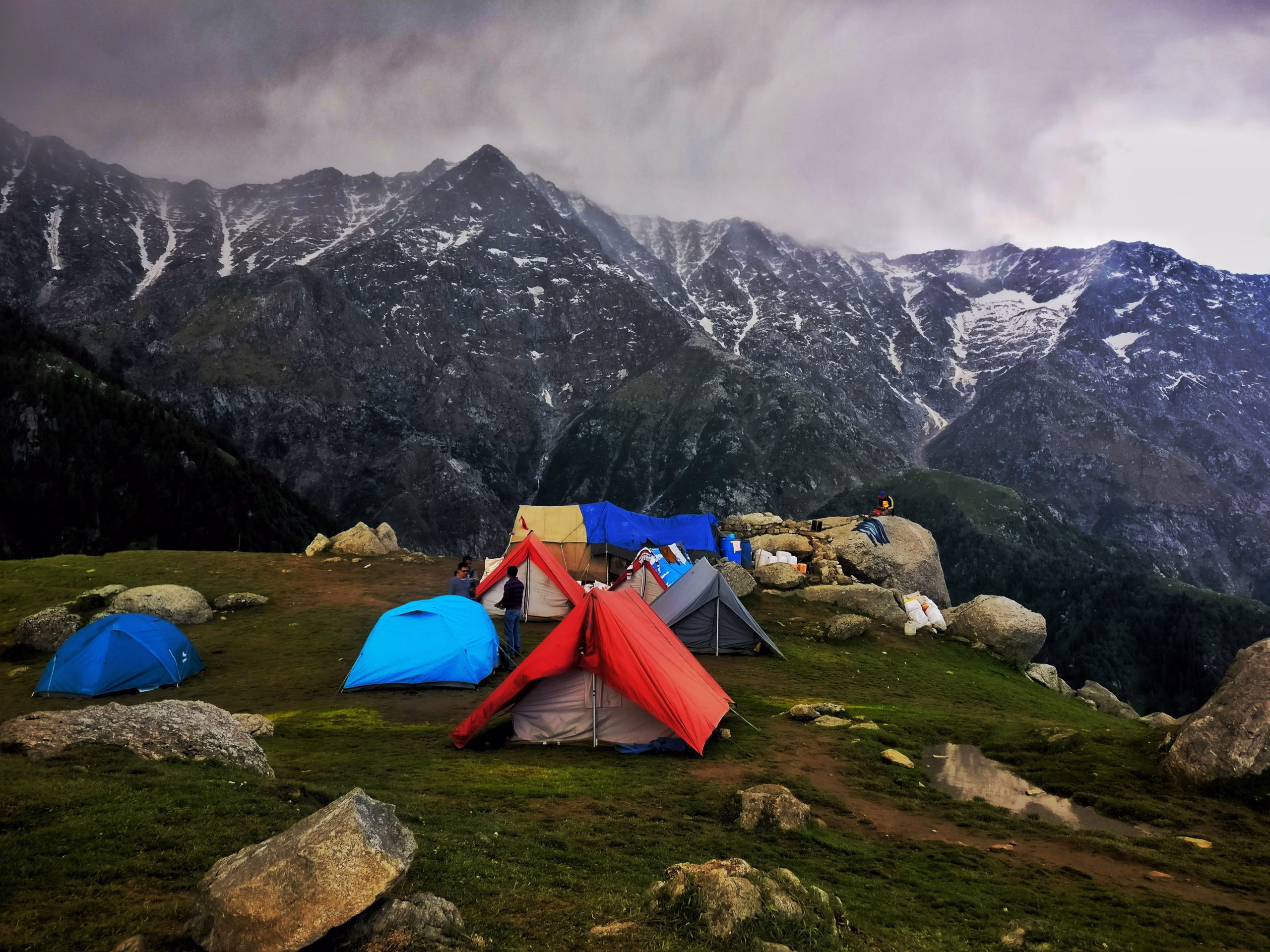 Holiday Gifts for Campers: 15 Perfect Ideas for Every Budget Holiday Gifts for Campers: 15 Perfect Ideas for Every Budget