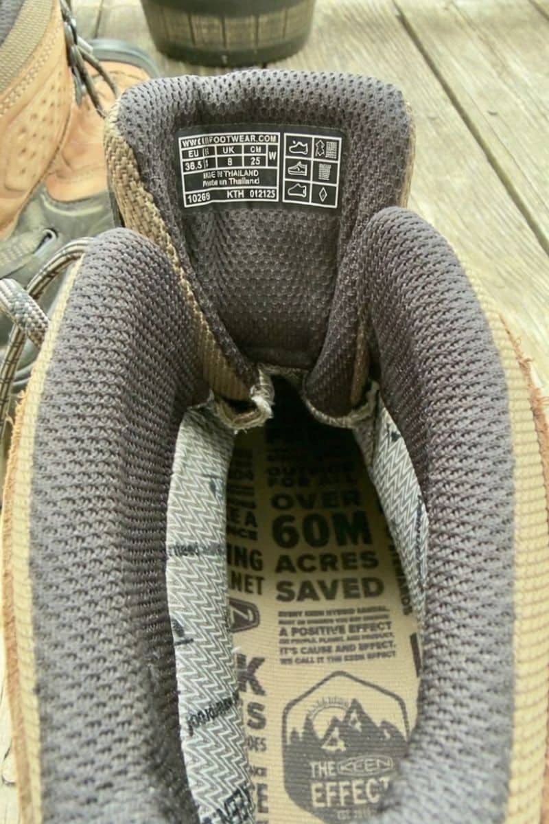 KEEN Targhee IV Mid Review | No More Sole Separation? Inside of a KEEN Targhee IV Mid. On the label the sizes are clearly visible.