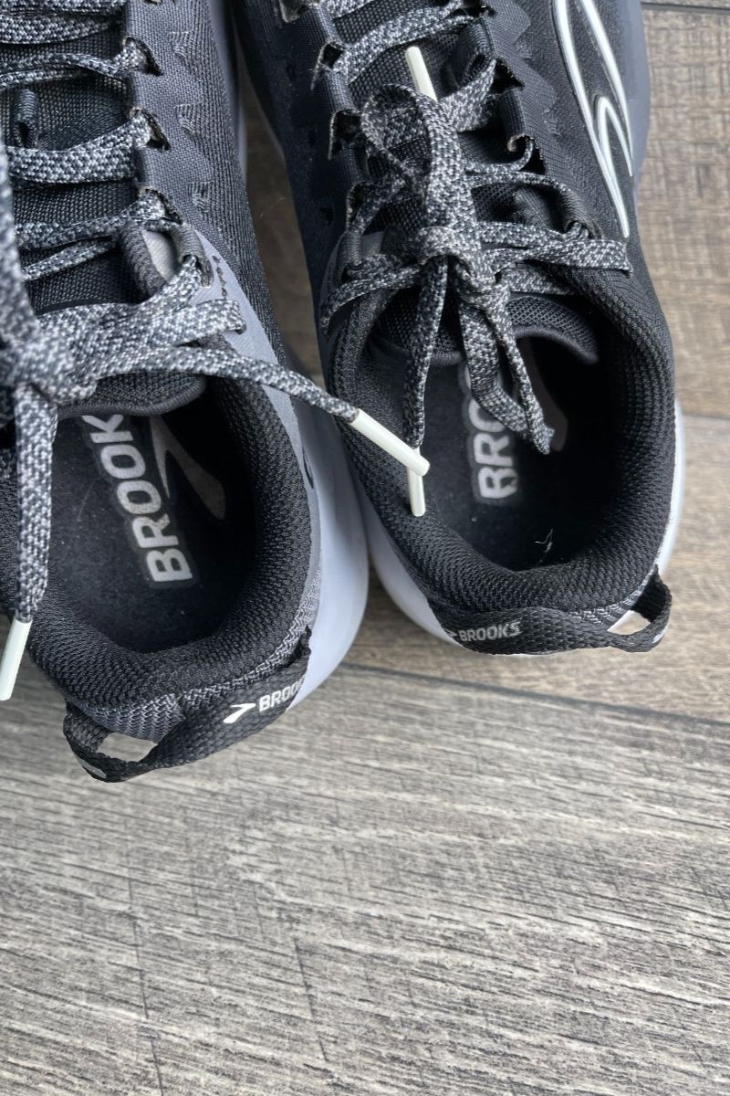 Padded heel collars and stock insoles inside the Brooks Caldera 8, seen from above