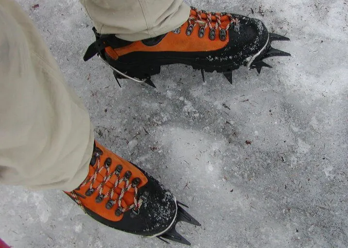 claws for hiking in the winter