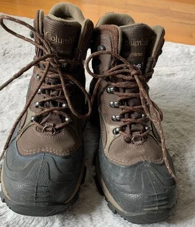 Columbia high-top boots with ankle support