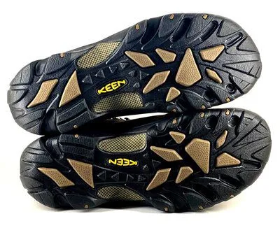 11 Best Hiking Boots for Flat Feet With Arch Support (2026) keen hiking shoes tread