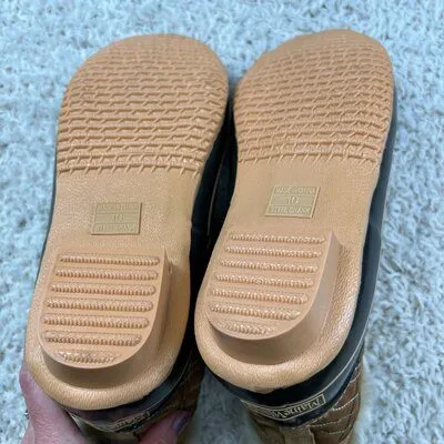 Are Duck Boots Good for Hiking? (Based on Our Experience) tread